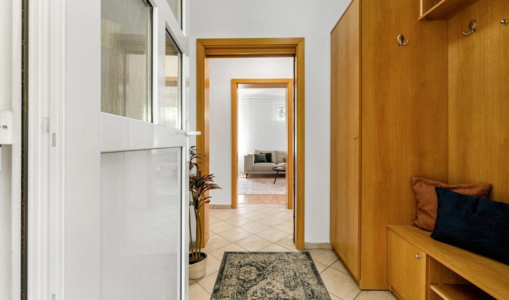 Prodej domu 202 m² s pozemkem 1 200 m², Praha – náhled fotky 27