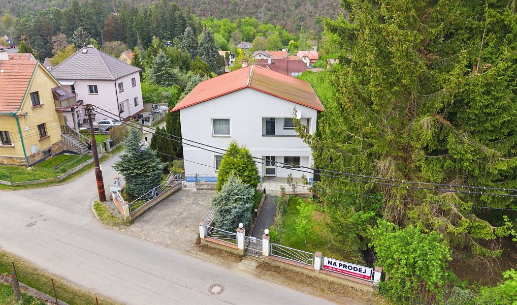 Prodej domu 239 m² s pozemkem 696 m², Zadní Třebaň – náhled fotky 29