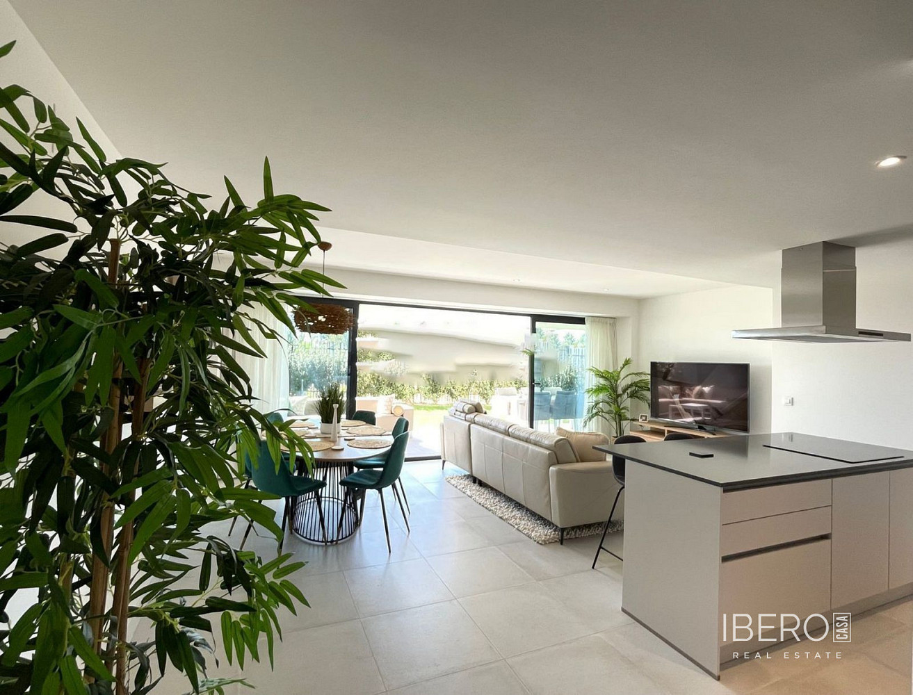 Prodej bytu 4+kk 150 m² – pohled 4