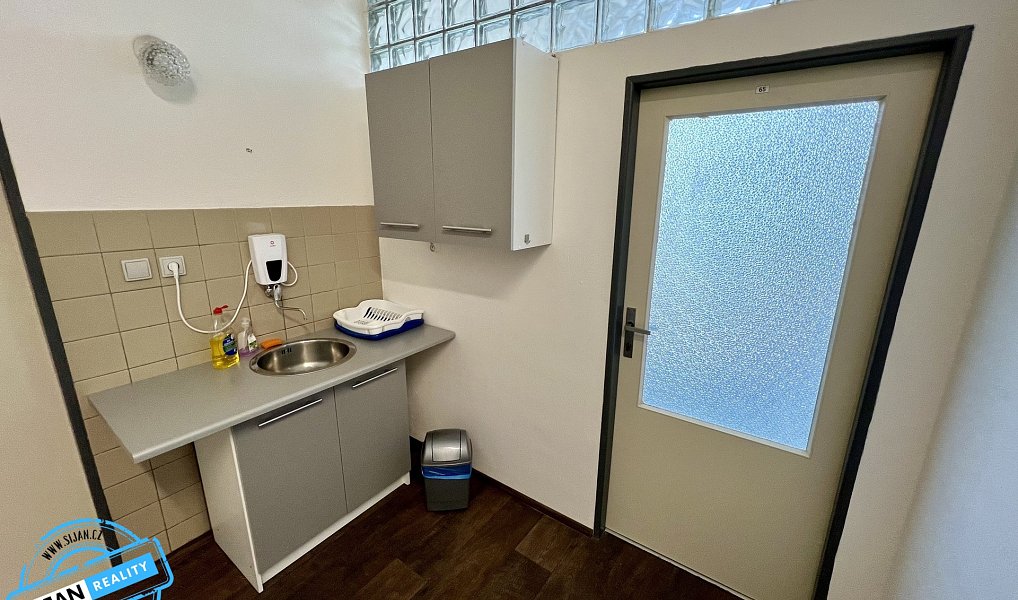 Pronájem kanceláře 38 m², Opava – náhled fotky 6