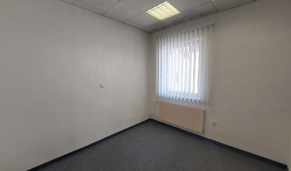 Pronájem kanceláře 54 m², Boskovice – náhled fotky 3