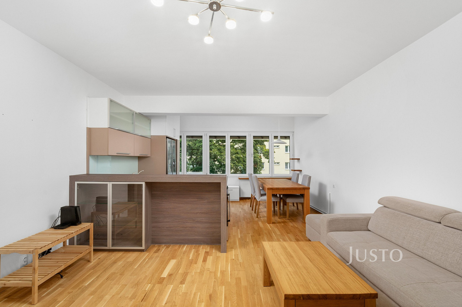 Pronájem bytu 3+kk 81 m² – fotografie 4