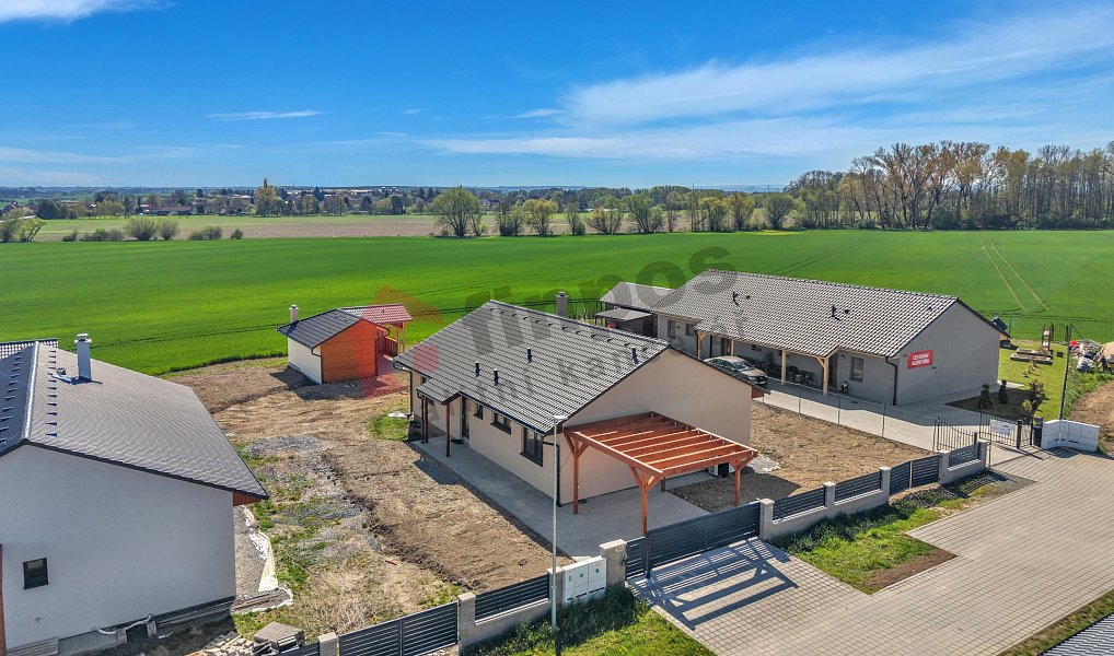 Prodej domu 125 m² s pozemkem 882 m², Moravany – náhled fotky 24