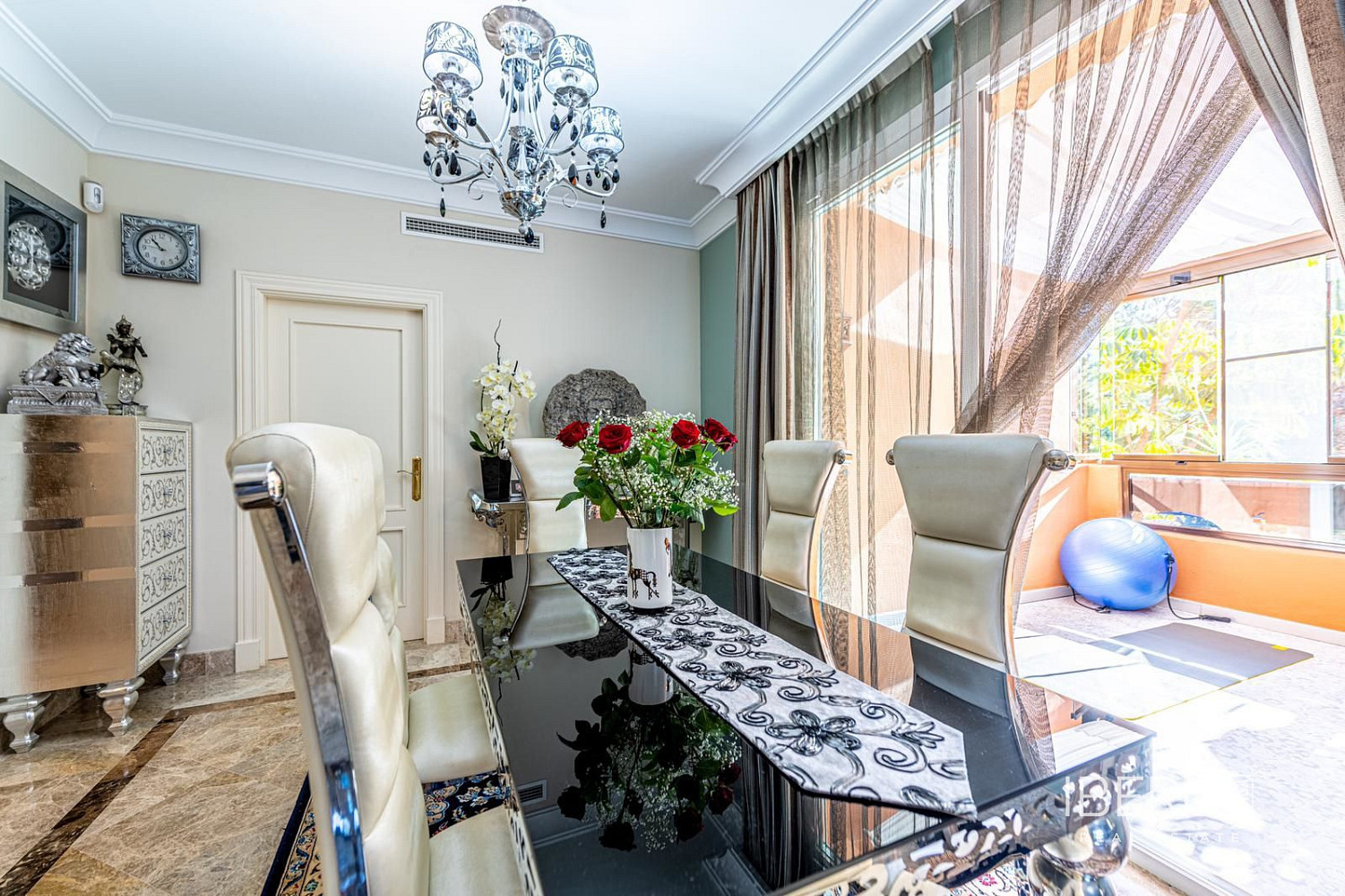 Piso 3+kk – Marbella, Nueva Andalucía - Vista 5