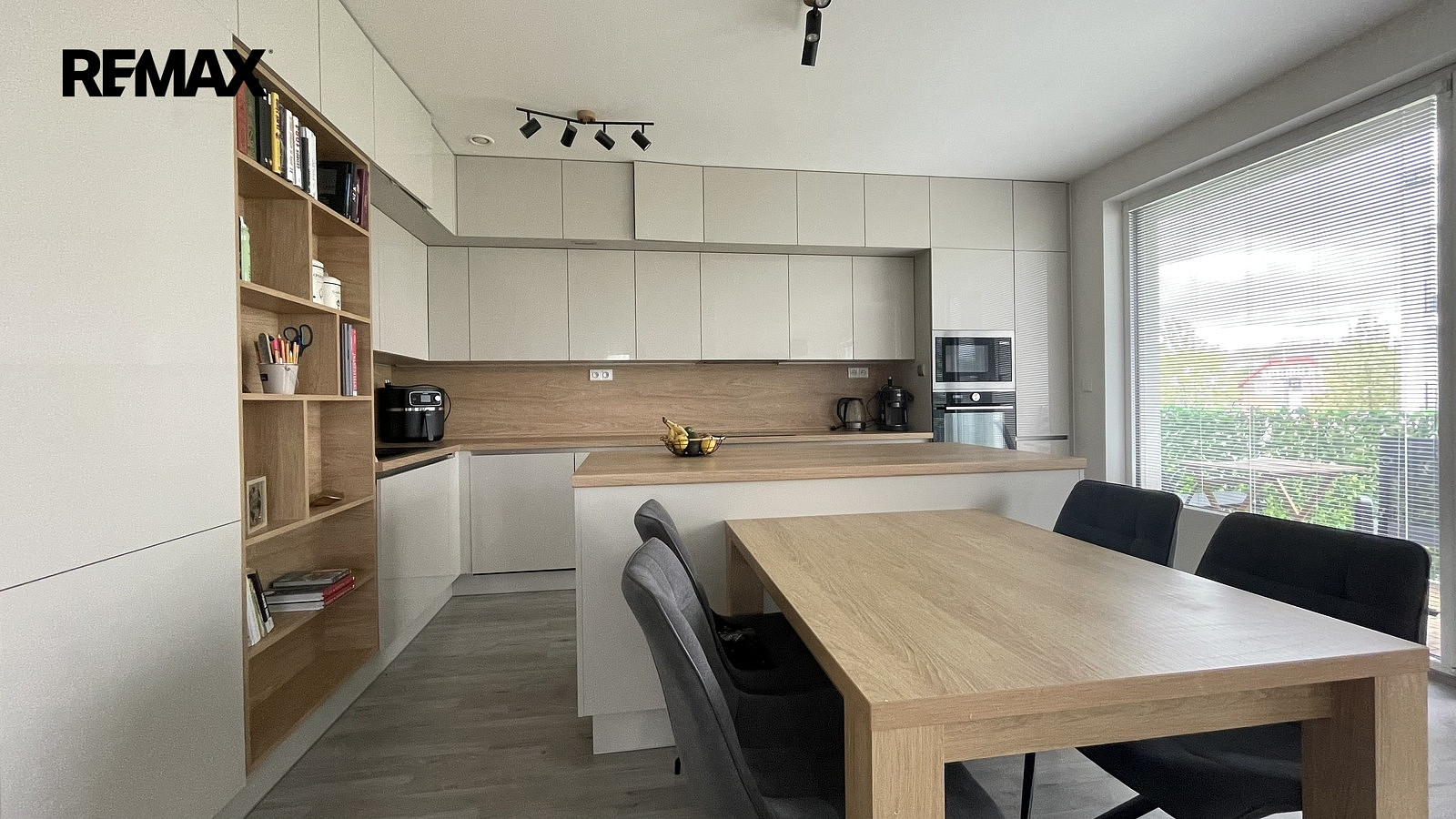Prodej bytu 3+kk 76 m² — photo 5