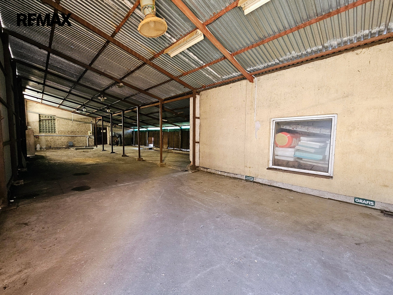 Pronájem skladovacích prostor 213 m² – fotografie 4