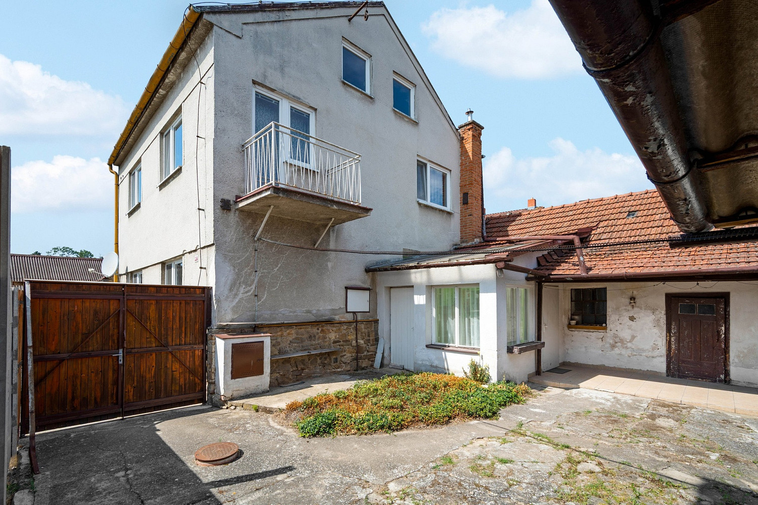Prodej domu 124 m² s pozemkem 437 m² – fotografie 2