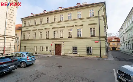 Prodej bytu 3+1 57 m², Nebovidská, Praha 1 - Malá Strana