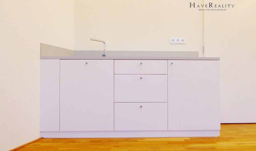 Pronájem kanceláře 35 m², Benešov – náhled fotky 7