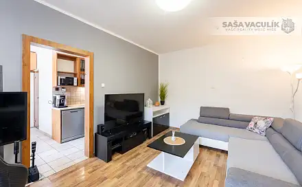 Prodej bytu 3+1 60 m², Dolní Jasenka, Vsetín