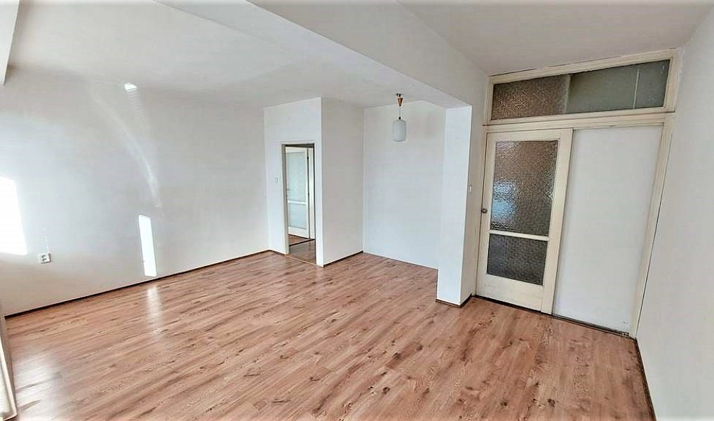Prodej bytu 2+1 62 m², Praha – náhled fotky 2