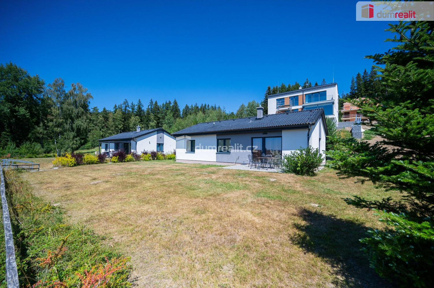 Prodej domu 100 m² s pozemkem 869 m² – fotografie 3
