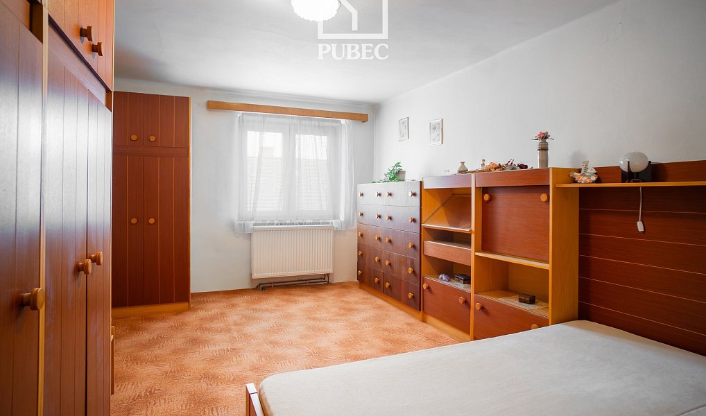 Prodej domu 275 m² s pozemkem 4 515 m², Jarov – náhled fotky 16