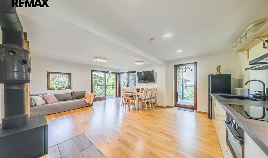 Prodej domu 101 m² s pozemkem 3 079 m², Loučeň – náhled fotky 18