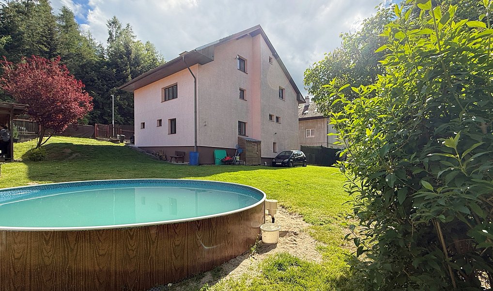 Prodej domu 450 m² s pozemkem 780 m², Okrouhlo – náhled fotky 33