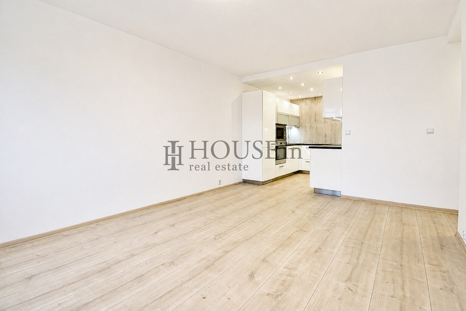 Pronájem bytu 3+1 64 m² – fotografie 4
