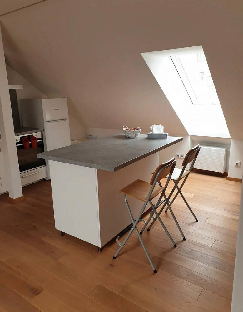 Pronájem bytu 2+kk 72 m² – pohled 5