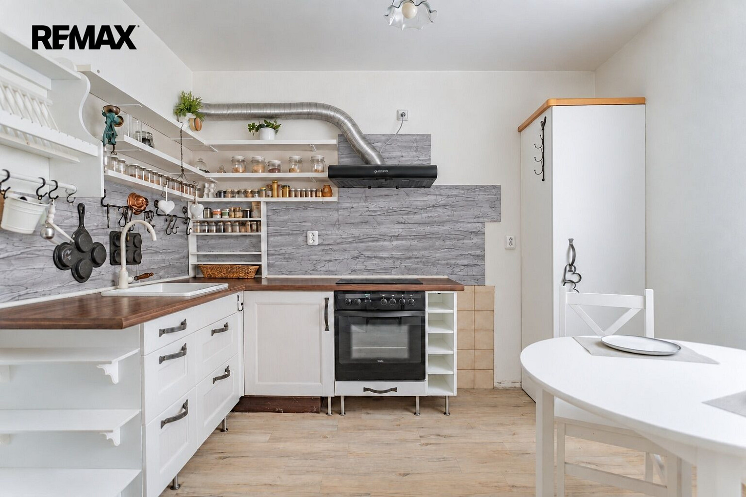 Pronájem bytu 3+1 73 m² – fotografie 3