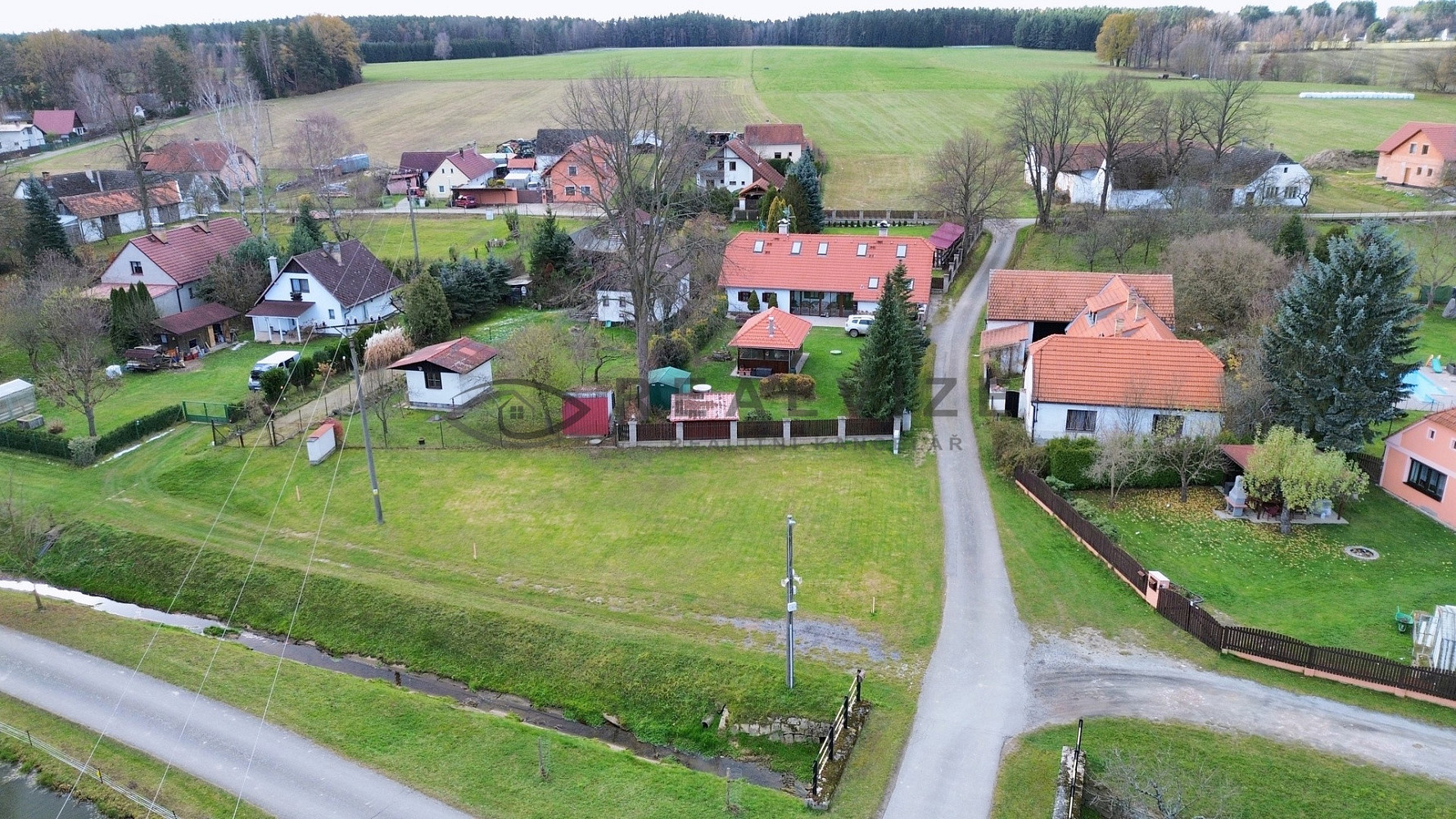 Prodej stavebního pozemku 481 m² – fotografie 4