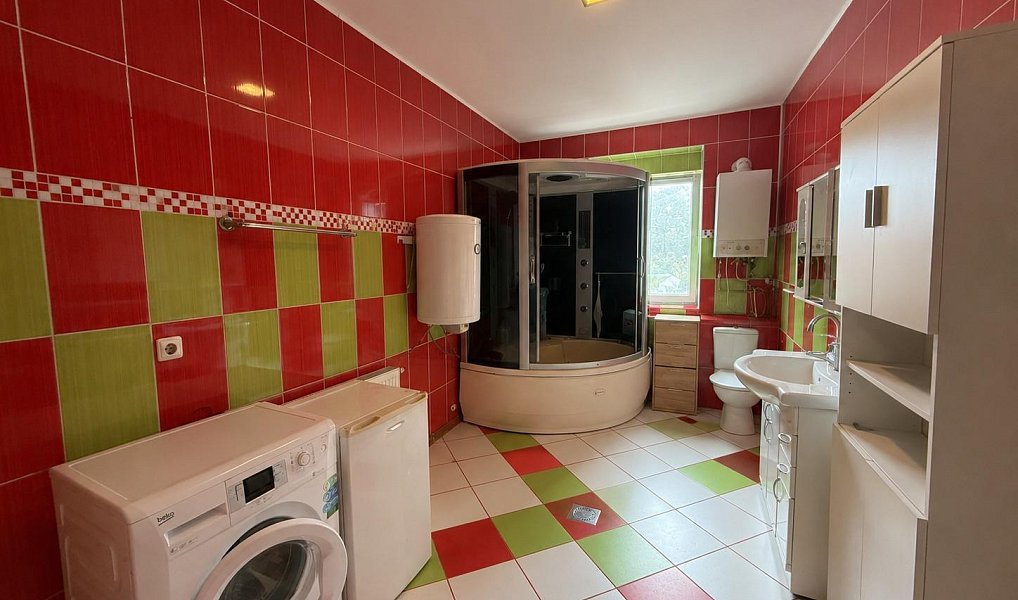 Prodej domu 360 m² s pozemkem 228 m², Teplice – náhled fotky 4