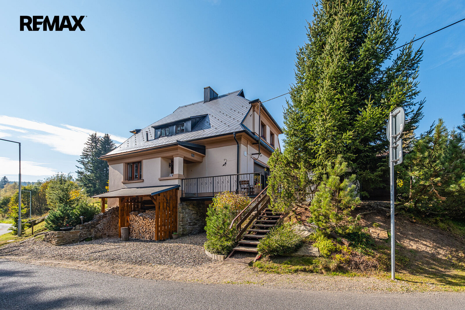Prodej domu 200 m² s pozemkem 578 m²