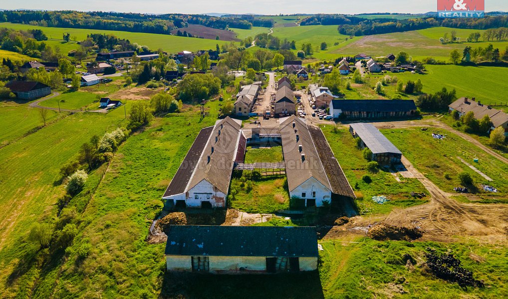 Prodej zemědělského objektu 4 026 m², Černovice – náhled fotky 11