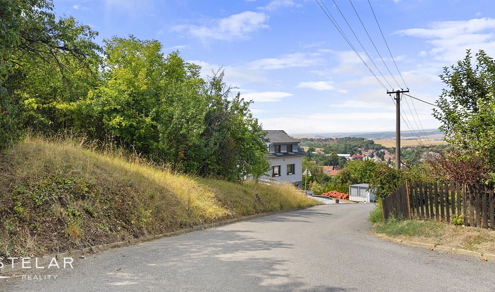 Prodej stavebního pozemku 1 635 m², Rašovice – náhled fotky 2