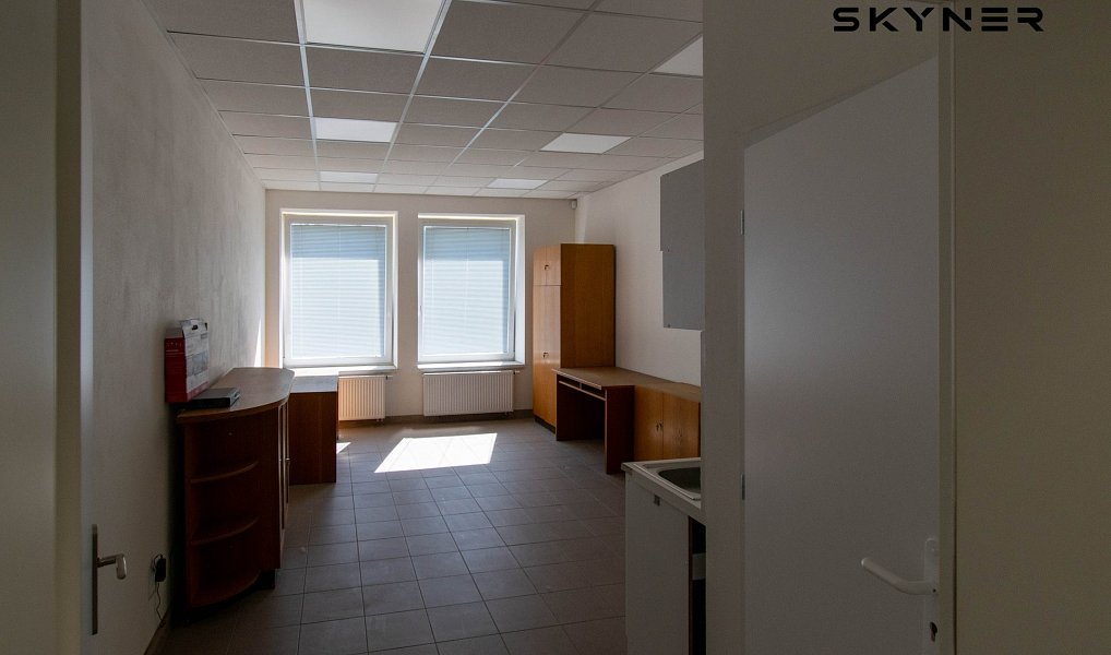 Pronájem skladovacích prostor 1 280 m², Děčín – náhled fotky 11