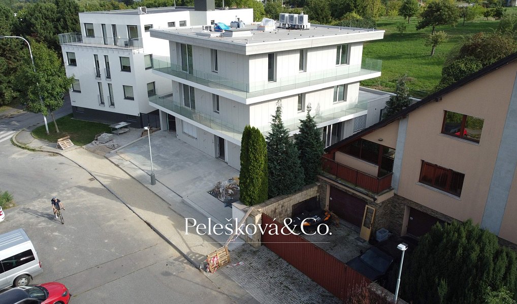 Prodej bytu 5+kk 169 m², Praha – náhled fotky 5