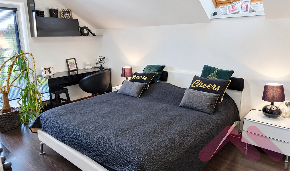 Prodej domu 187 m² s pozemkem 287 m², Praha – náhled fotky 22