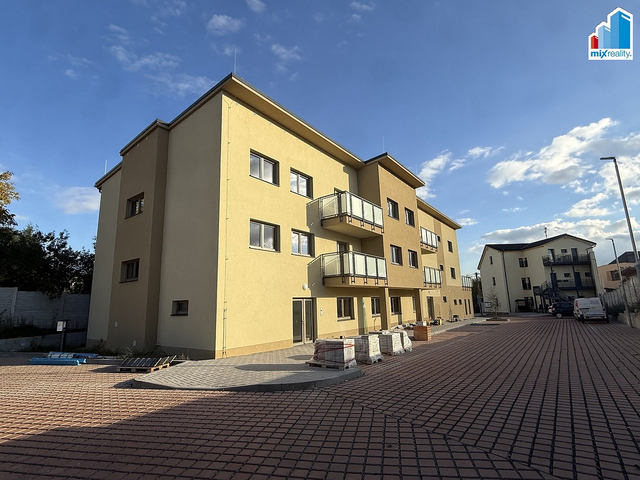 Pronájem bytu 2+kk 55 m² — photo 2