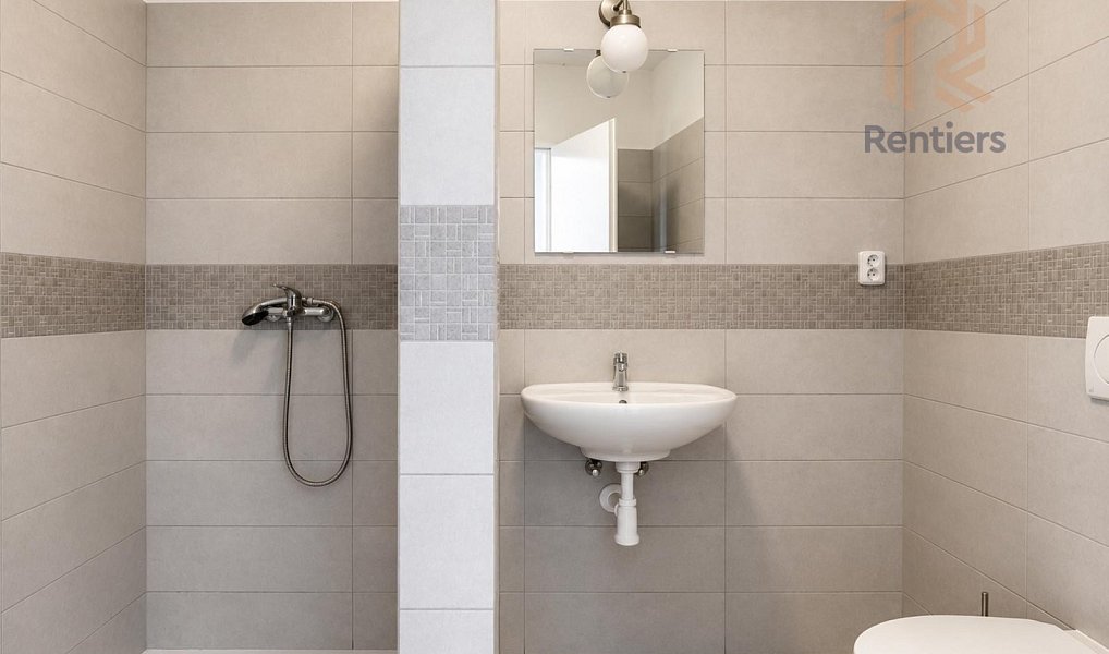 Prodej domu 145 m² s pozemkem 265 m², Rostoklaty – náhled fotky 18