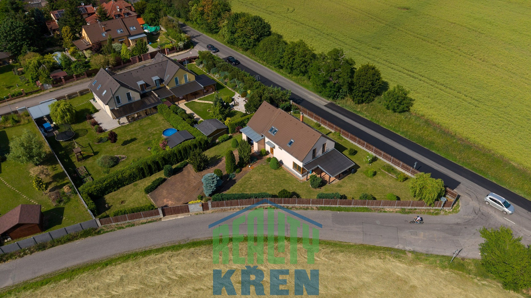 Prodej domu 151 m² s pozemkem 1 144 m² – fotografie 2