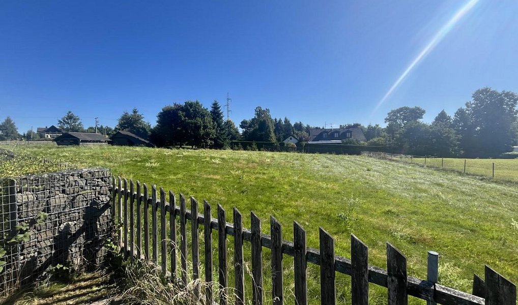 Prodej stavebního pozemku 1 506 m², Jeřmanice – náhled fotky 3
