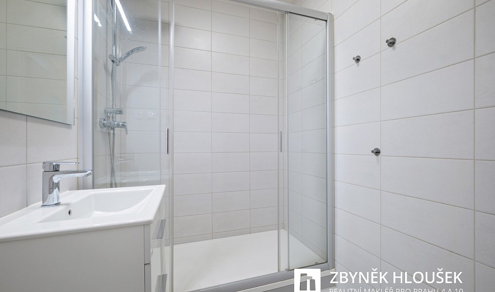 Prodej bytu 4+1 84 m², Praha – náhled fotky 17