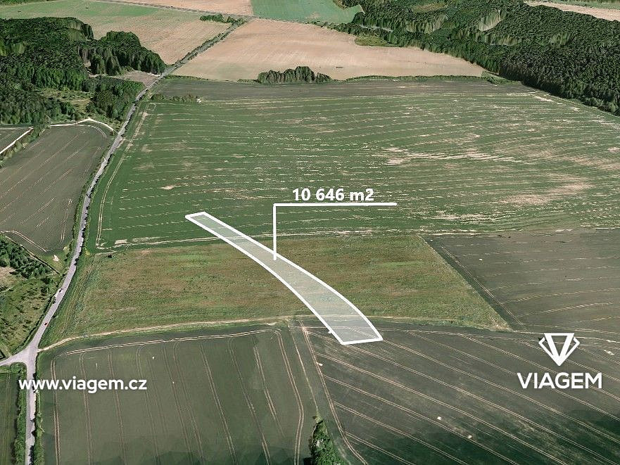 Prodej pole 6 210 m²