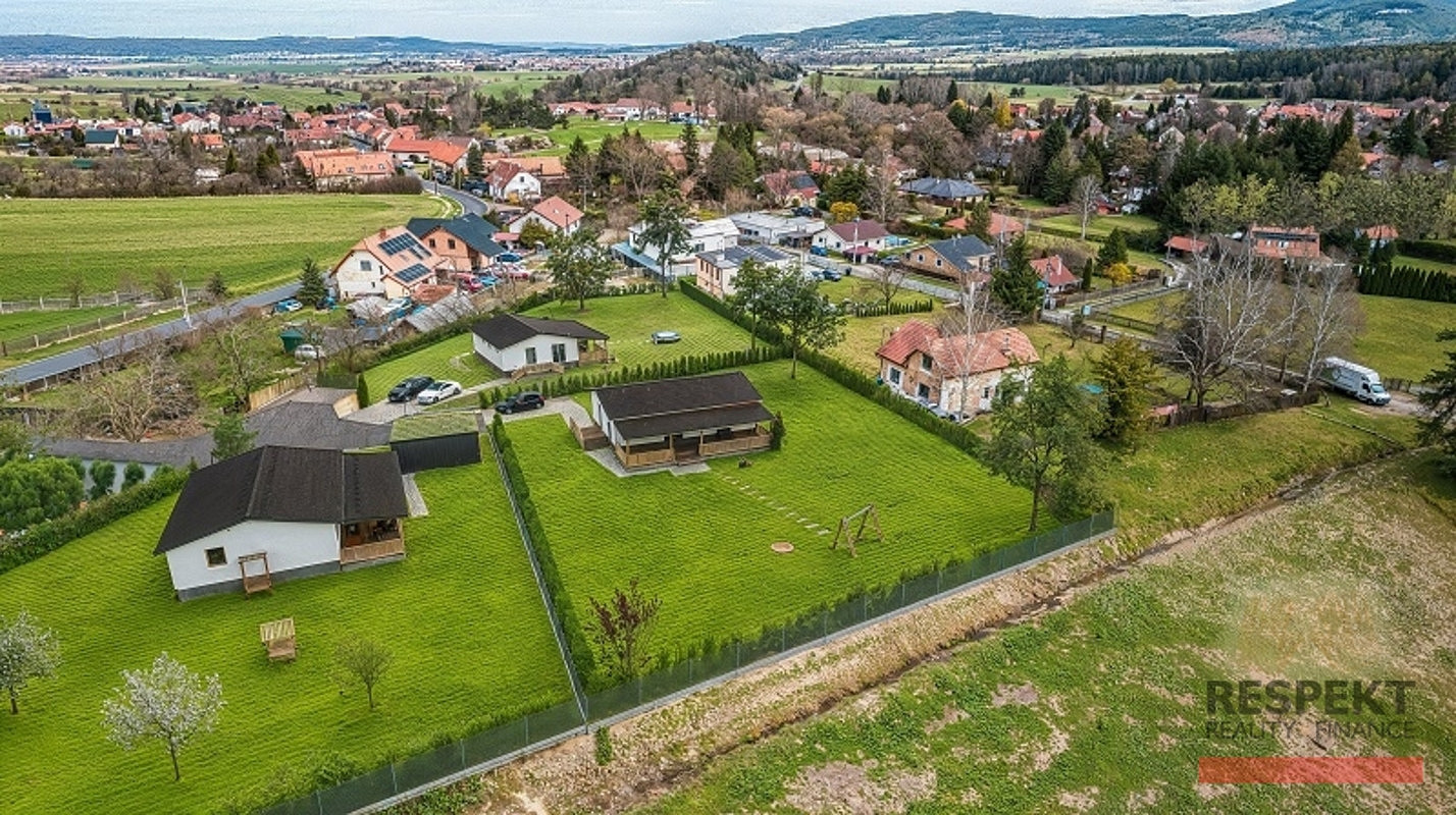 Prodej stavebního pozemku 1 517 m²