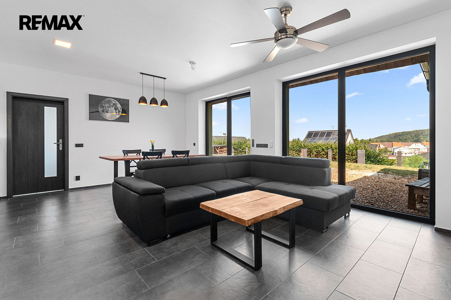 Prodej domu 176 m² s pozemkem 946 m² – fotografie 3