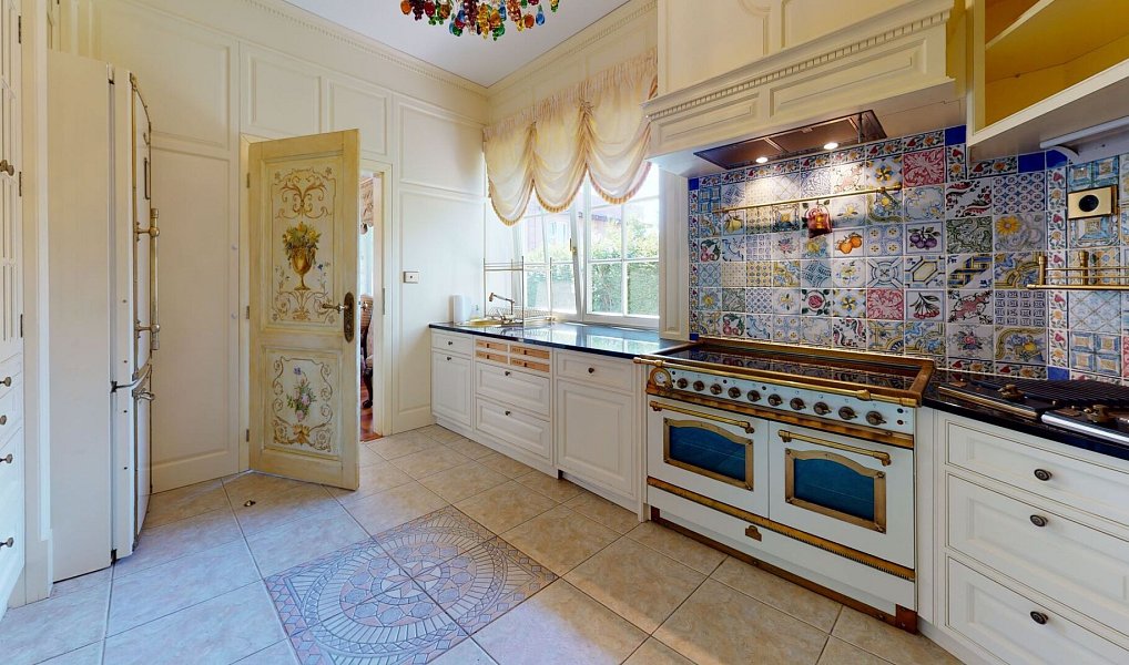 Prodej domu 760 m² s pozemkem 2 904 m², Karlovy Vary – náhled fotky 14