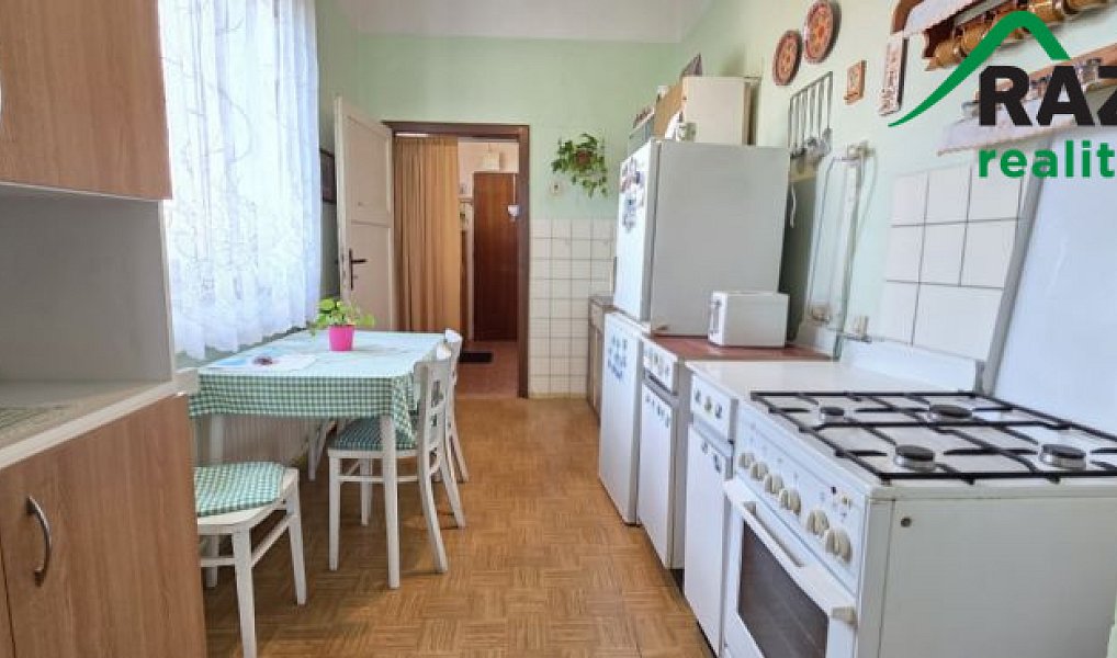 Prodej bytu 2+1 60 m², Planá – náhled fotky 6