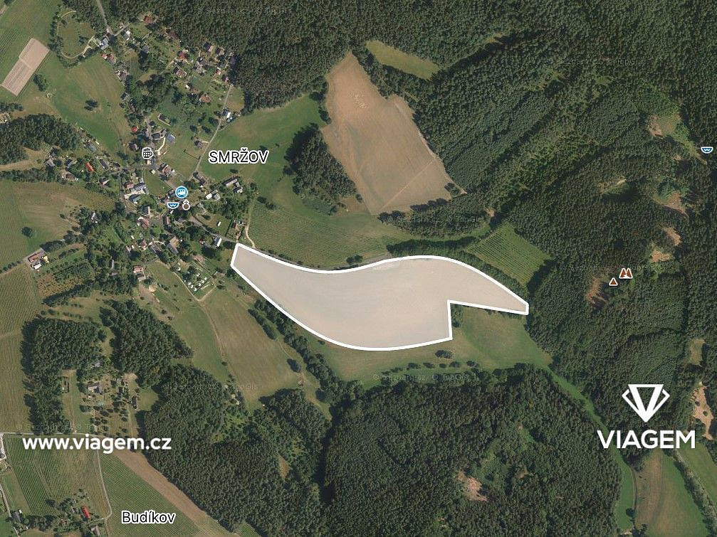 Prodej pole 12 899 m²