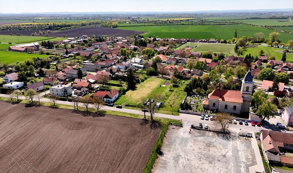 Prodej domu 100 m² s pozemkem 873 m², Chleby – náhled fotky 19