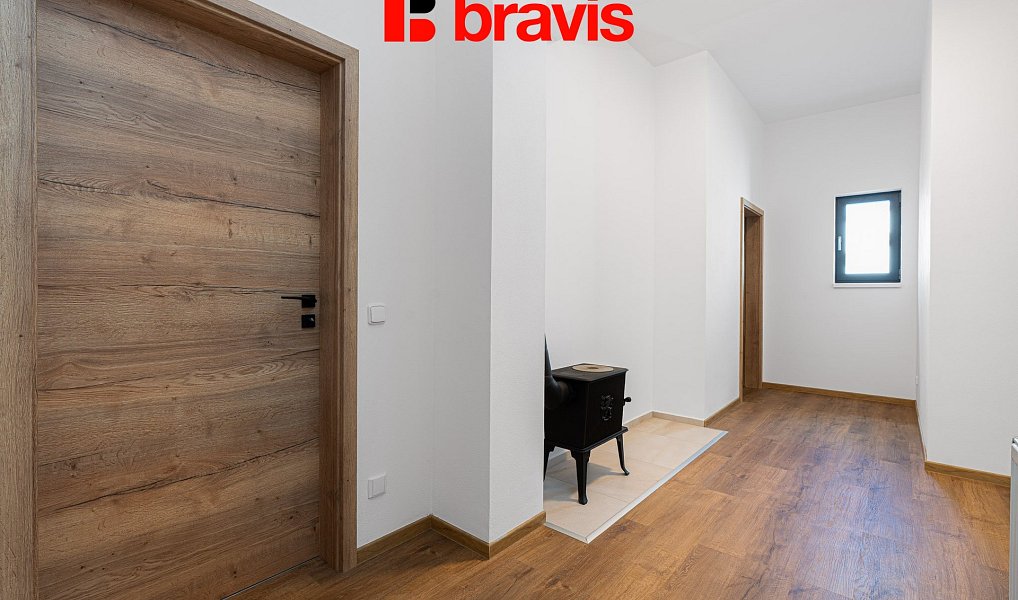 Pronájem domu 230 m² s pozemkem 414 m², Brno – náhled fotky 39