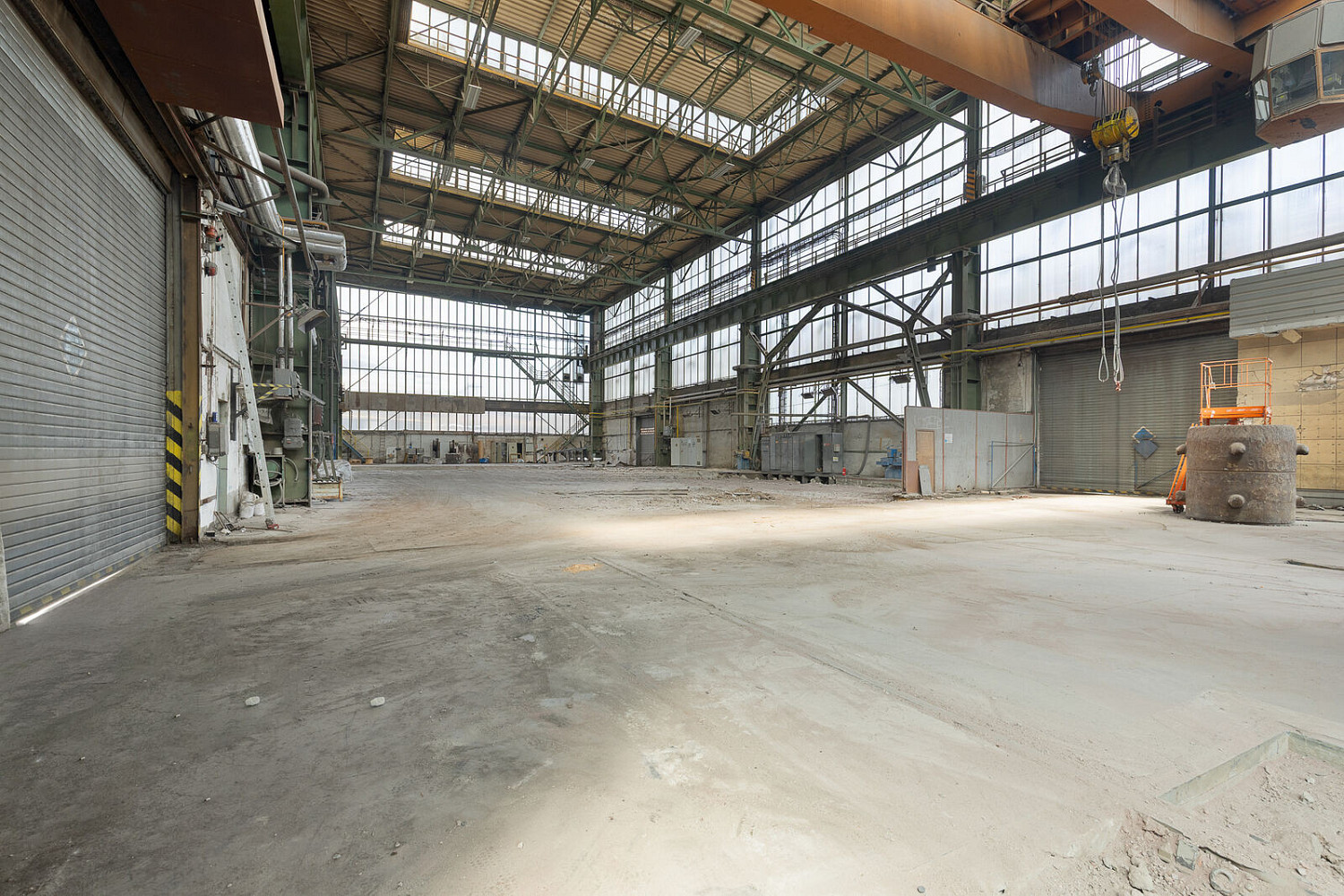Prodej výrobních prostor 9 648 m² – fotografie 2