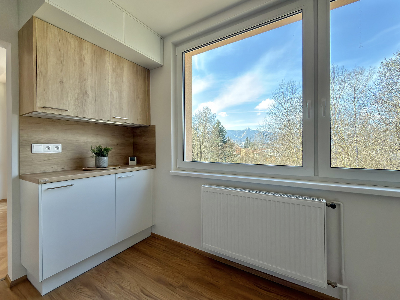 Prodej bytu 4+1 76 m² – pohled 2