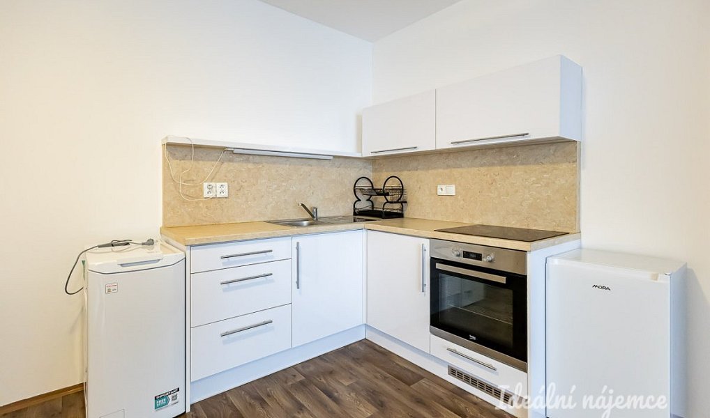 Pronájem bytu 2+kk 44 m², Praha – náhled fotky 5