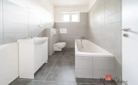 Pronájem bytu 1+1 37 m², Cottonové, Ostrava - Mariánské Hory