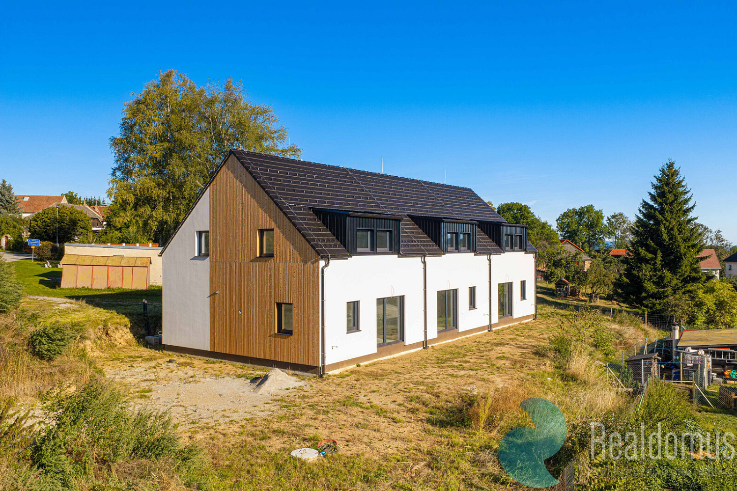 Prodej domu 115 m² s pozemkem 322 m² – fotografie 2