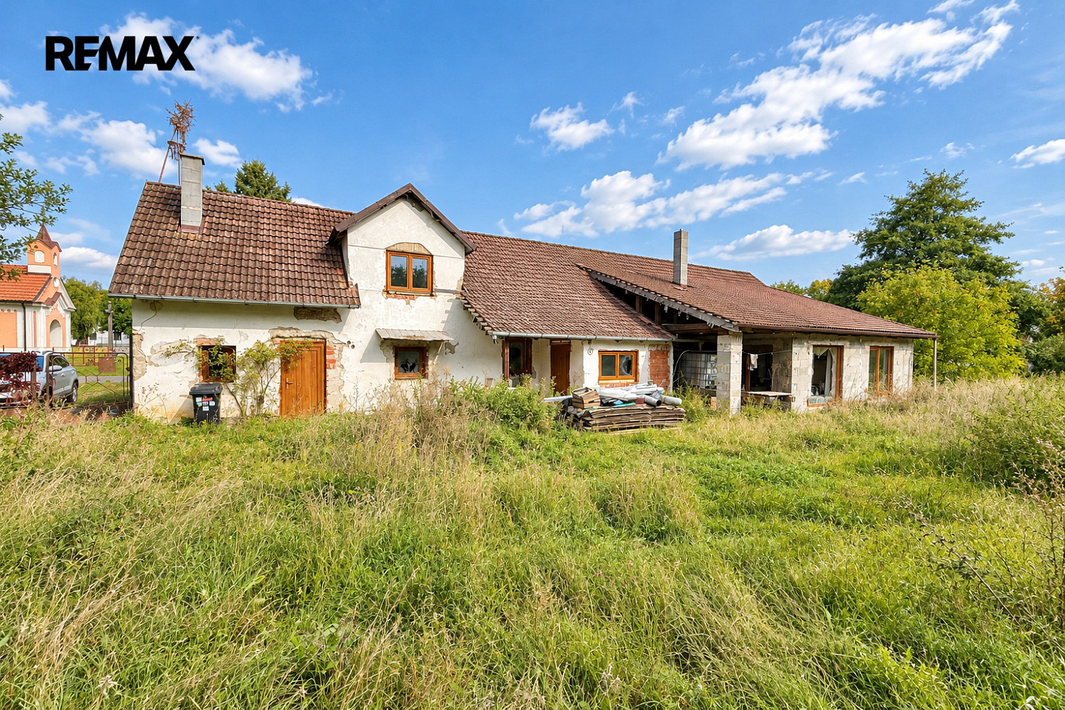 Prodej domu 200 m² s pozemkem 9 879 m²