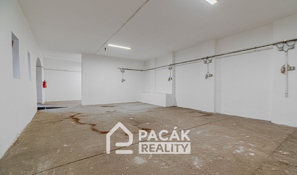 Prodej domu 660 m² s pozemkem 1 434 m², Olomouc – náhled fotky 58